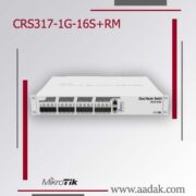 تصویر سوئیچ MikroTik CRS317-1G-16S+RM با ۱۶ پورت +SFP ده گیگابیتی، یک پورت گیگابیت اترنت مدیریتی، طراحی رکمونت استاندارد، و برند میکروتیک، همراه با آدرس وبسایت www.aadak.com در پس‌زمینه خاکستری و خطوط قرمز تزئینی.